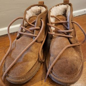UGG moccasins brown size 7